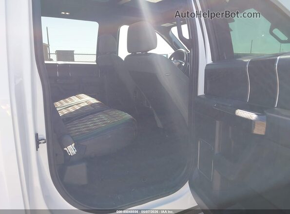 1FTFW1RG1JFE25854 2018 FORD F150 White VIN կոդի պիտակի տեսք