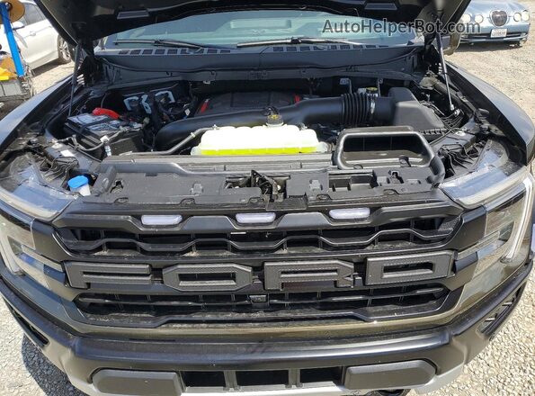 1FTFW1RG6TFA09513 2026 FORD F150 Green Rear interior view