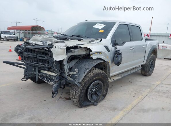 1FTFW1RG8HFC50397 2017 FORD F150 Серебряный Передняя левая четверть