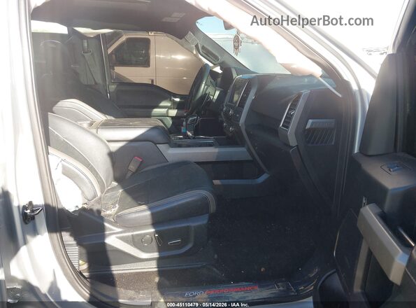 1FTFW1RG9HFC88981 2017 FORD F150 Silver Вид салону спереду