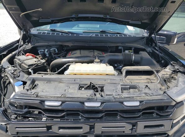1FTFW1RG9SFA23940 2025 FORD F150 Black უკანა სალონის ხედი