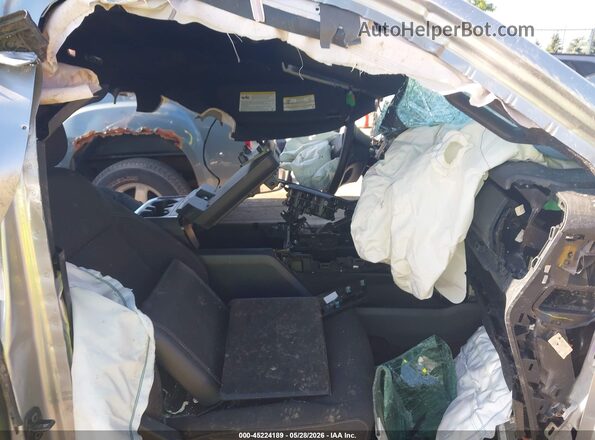 1FTFW3LD1RFA46195 2024 FORD F150 Silver Front interior view