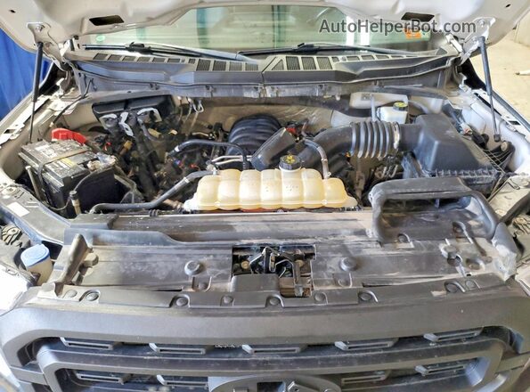 1FTFX1E5XNFB02281 2022 FORD F150 Silver Սալոնի հետևի տեսք