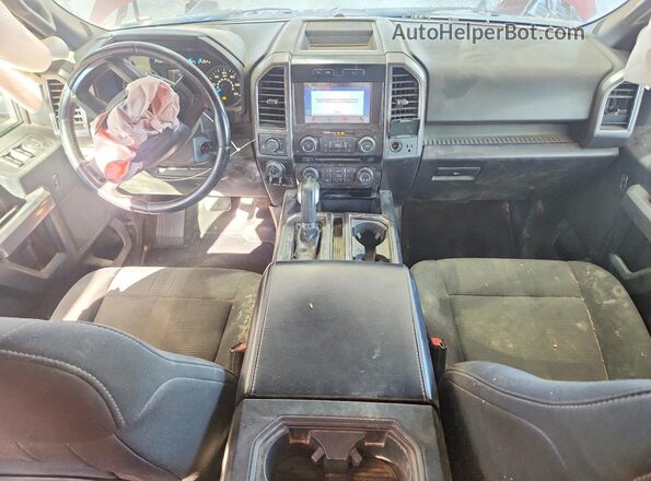 1FTFX1EF2HKE15927 2017 FORD F150 Red Dashboard view