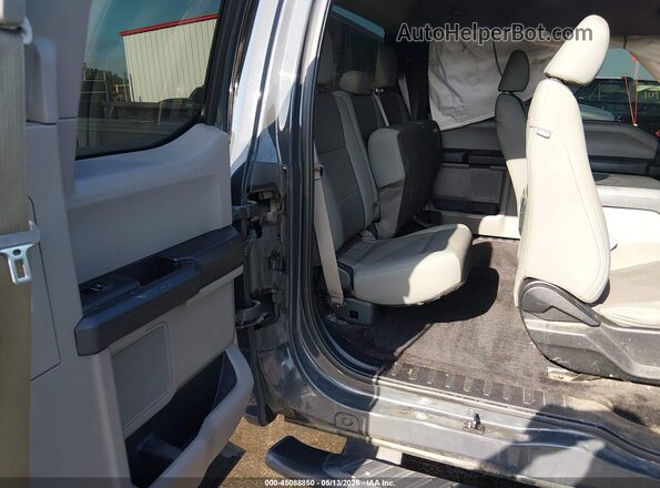 1FTFX1EFXHFB05226 2017 FORD F150 Gray VIN sticker view