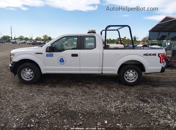 1FTFX1EFXHFB23676 2017 FORD F150 White Vista interior de 360 grados