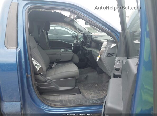 1FTMF1C57PKG18475 2023 FORD F150 Синий Вид салона спереди