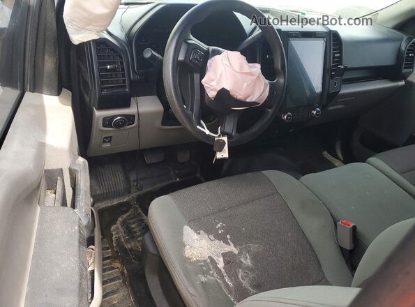 1FTMF1C81GKE59446 2016 FORD F150 White 