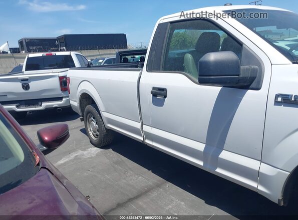 1FTMF1CBXJKE02598 2018 FORD F150 White Панорамний вид салону 360°