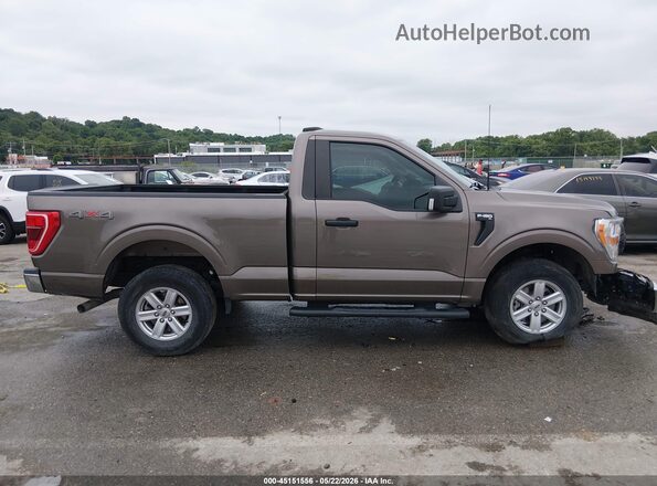 1FTMF1EP4NKD72030 2022 FORD F150 Brown Vista interior trasera