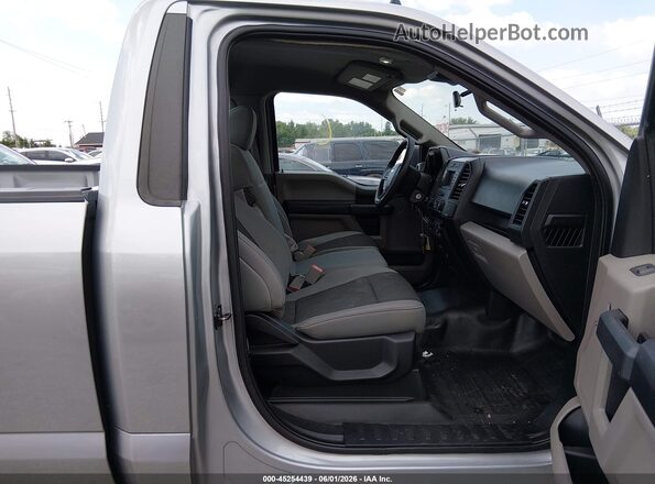 1FTMF1EP8LKF26557 2020 FORD F150 Silver Սալոնի դիմացի տեսք