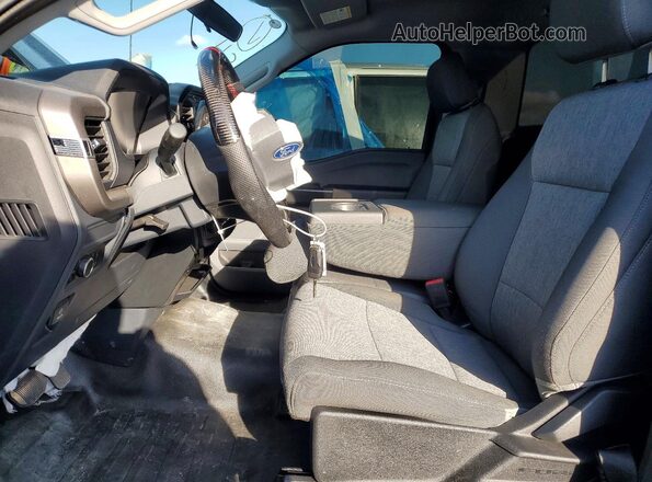 1FTMF1L59RKD74587 2024 FORD F150 Blue Vista interior delantera