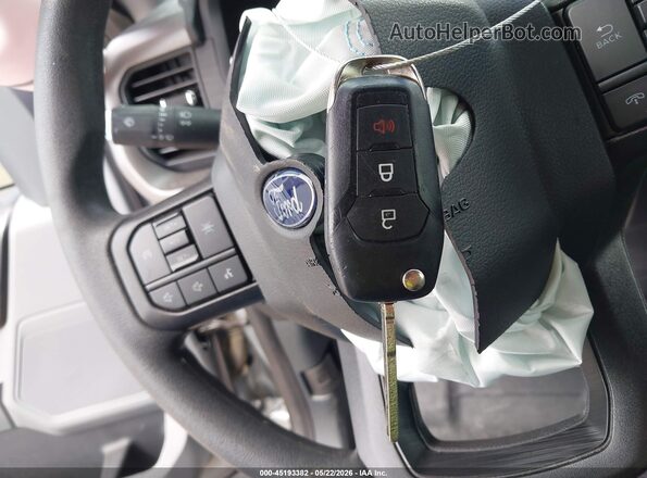 1FTMF1LPXSKD27284 2025 FORD F150 Gray Widok deski rozdzielczej