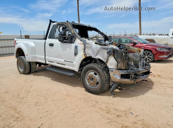1FTRF3DT1KEE16205 2019 FORD F350 White 