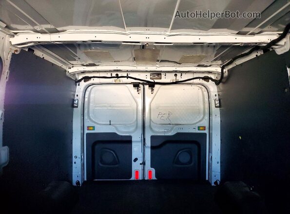1FTYE1YM2HKA68138 2017 FORD TRANSIT White უკანა სავარძლების ხედი