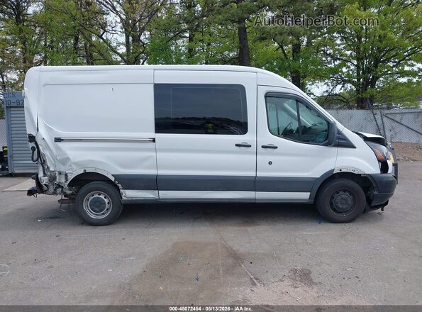 1FTYE2CG1GKA43012 2016 FORD TRANSIT-150 White Вид задньої частини салону