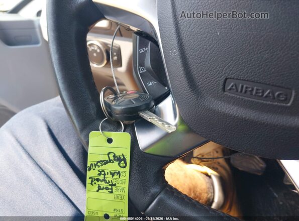 1FTYR1YG2HKA28365 2017 FORD TRANSIT-250 White Dashboard view