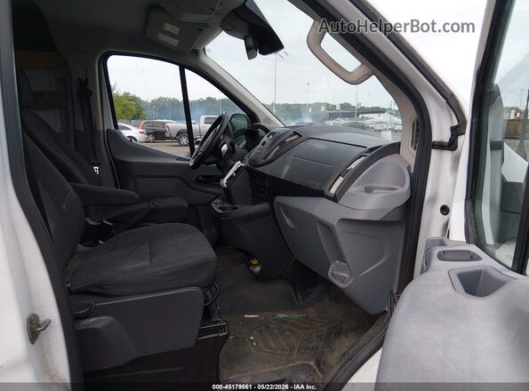 1FTYR1YM1JKA88679 2018 FORD TRANSIT-250 White წინა სალონის ხედი