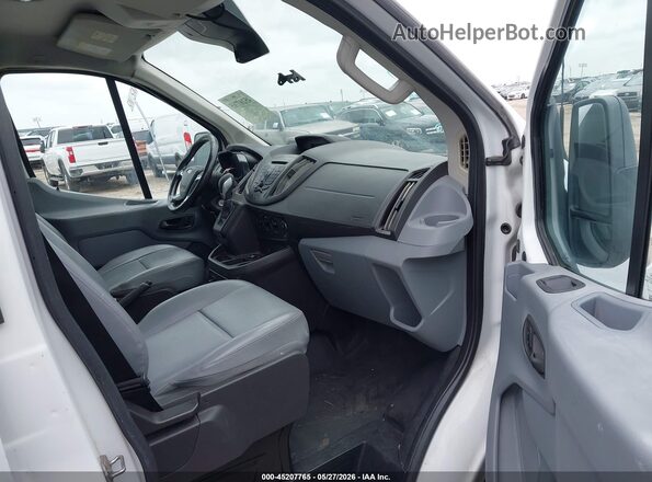 1FTYR1YM6HKA81608 2017 FORD TRANSIT-250 White Widok wnętrza z przodu