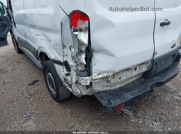 1FTYR1YM6HKA81608 2017 FORD TRANSIT-250 White Widok z przodu