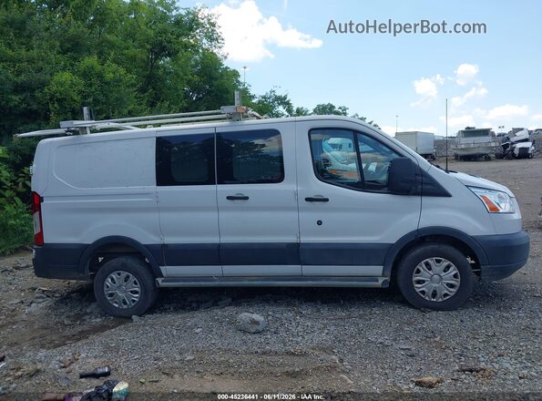 1FTYR1ZM5HKB10546 2017 FORD TRANSIT-250 White უკანა სალონის ხედი