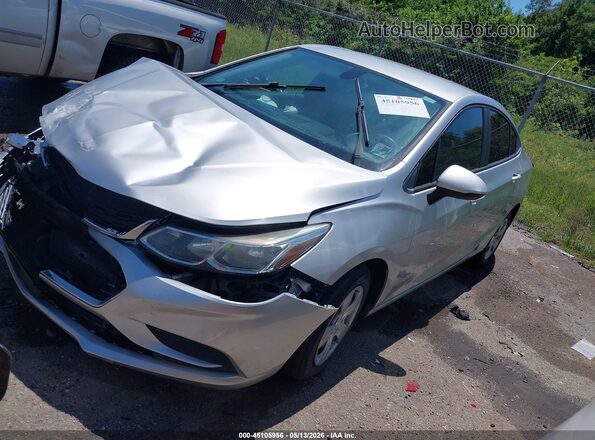 1G1BC5SM3J7117828 2018 CHEVROLET CRUZE Silver Vista tres cuartos delantera izquierda