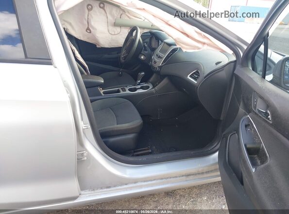 1G1BC5SM4H7146183 2017 CHEVROLET CRUZE Silver Widok wnętrza z przodu