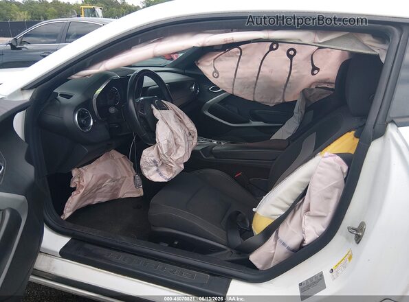 1G1FB1RS3J0154355 2018 CHEVROLET CAMARO White Вид салону спереду