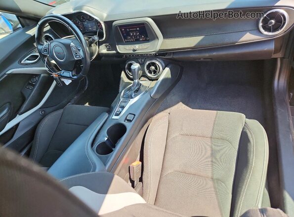1G1FB3DS7P0146061 2023 CHEVROLET CAMARO Черный Вид панели приборов