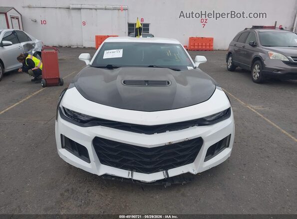 1G1FF1R72L0127568 2020 CHEVROLET CAMARO White Vista interior trasera