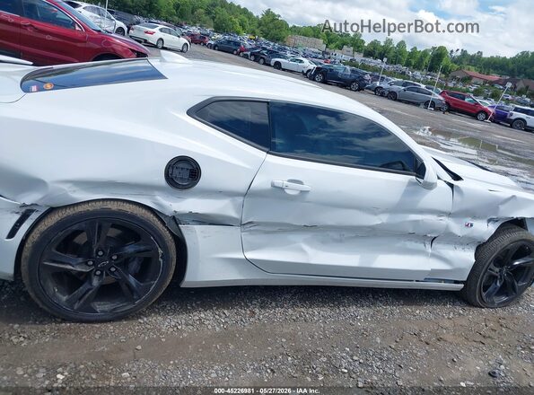 1G1FF1R79M0128136 2021 CHEVROLET CAMARO White Rear interior view