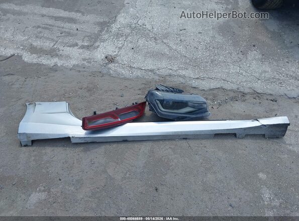 1G1FF3D70J0102586 2018 CHEVROLET CAMARO Silver Vista del cuadro de instrumentos