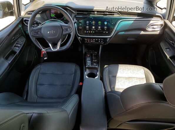 1G1FX6S02P4207135 2023 CHEVROLET BOLT Фиолетовый Вид панели приборов
