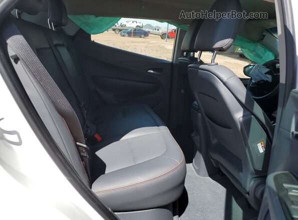 1G1FX6S09H4187130 2017 CHEVROLET BOLT White Vista de los asientos traseros
