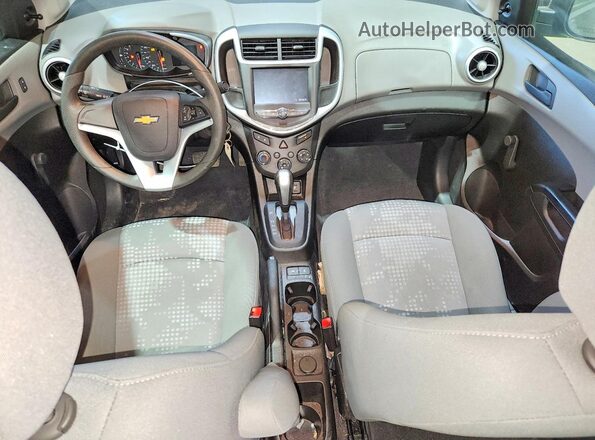 1G1JB5SB9L4137440 2020 CHEVROLET SONIC Серый Вид панели приборов