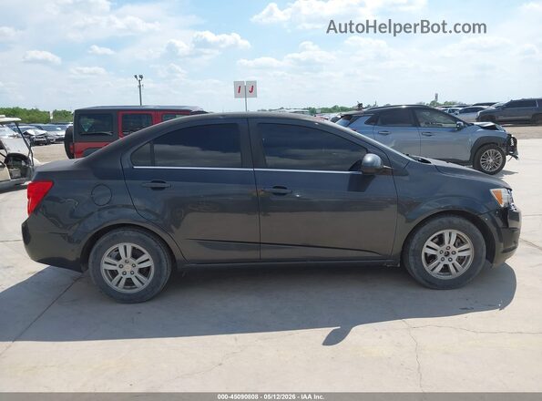 1G1JC5SH1G4132336 2016 CHEVROLET SONIC Black Սալոնի հետևի տեսք