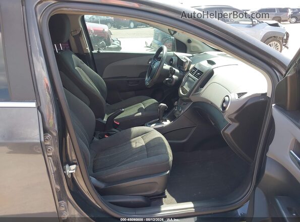 1G1JC5SH1G4132336 2016 CHEVROLET SONIC Black Սալոնի դիմացի տեսք