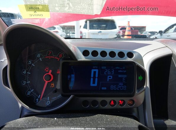 1G1JC6SH4G4160248 2016 CHEVROLET SONIC Red Vista de los asientos traseros