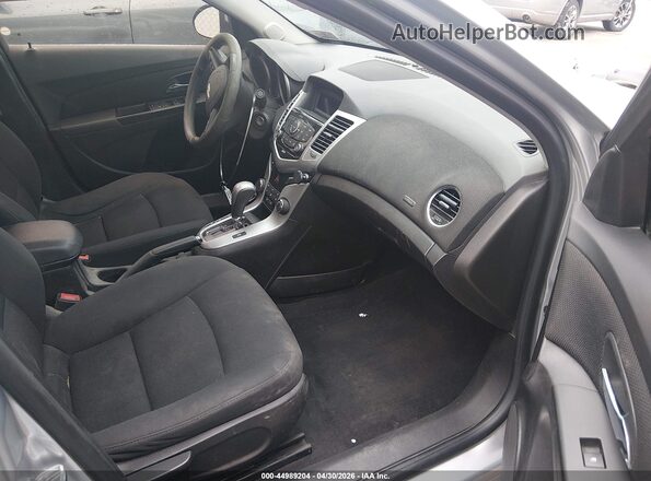 1G1PE5SB2G7228751 2016 CHEVROLET CRUZE Silver Widok wnętrza z przodu