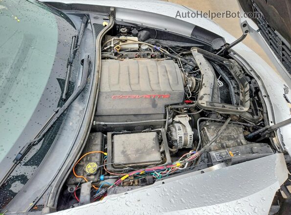1G1YA2D71K5101498 2019 CHEVROLET CORVETTE Silver Вид задньої частини салону