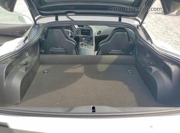 1G1YY2D75J5104088 2018 CHEVROLET CORVETTE Белый Вид задних сидений