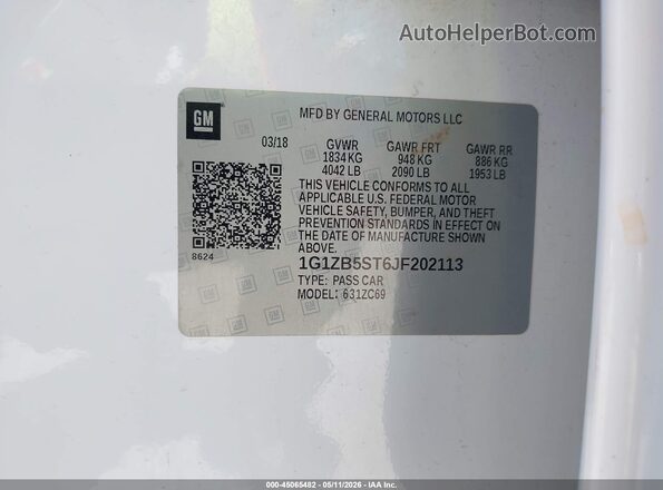 1G1ZB5ST6JF202113 2018 CHEVROLET MALIBU White Vista del compartimento del motor
