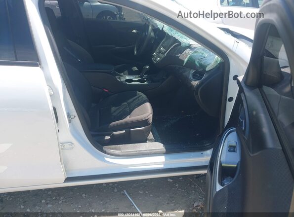 1G1ZC5ST9KF114347 2019 CHEVROLET MALIBU Белый Вид салона спереди