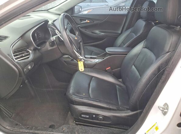 1G1ZD5ST8JF214273 2018 CHEVROLET MALIBU Белый Вид салона спереди
