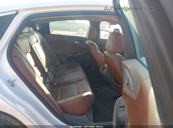 1G1ZH5SX4GF198590 2016 CHEVROLET MALIBU White Widok naklejki z numerem VIN