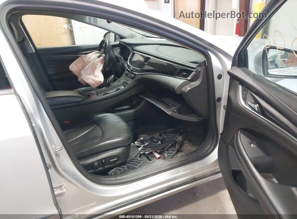 1G4ZP5SS6HU213422 2017 BUICK LACROSSE Silver Widok wnętrza z przodu