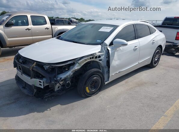 1G4ZP5SS6KU125879 2019 BUICK LACROSSE White Vista tres cuartos delantera izquierda