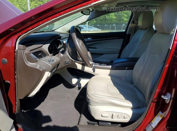 1G4ZR5SS0HU172425 2017 BUICK LACROSSE Red Front interior view