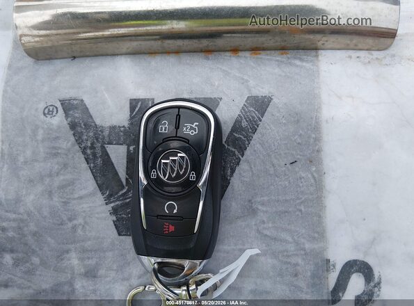 1G4ZR5SS9HU152240 2017 BUICK LACROSSE White წინა პანელის ხედი