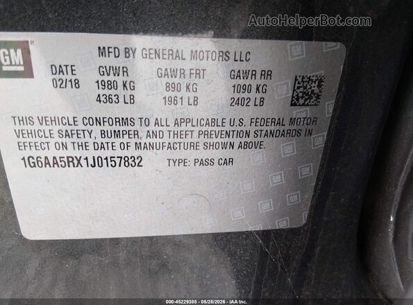 1G6AA5RX1J0157832 2018 CADILLAC ATS Gray Vista del compartimento del motor